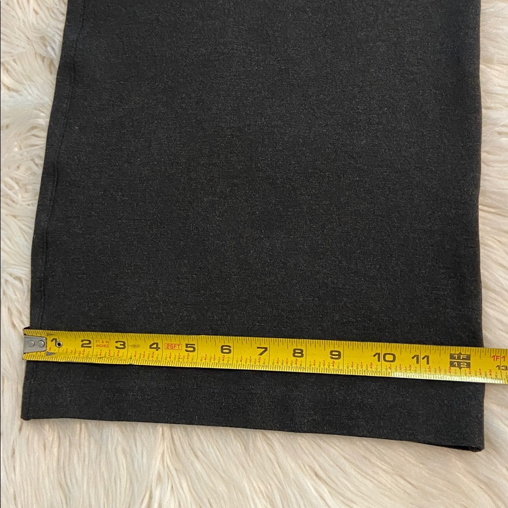 SPANX Charcoal Gray Pants thick material inseam 30” waist 34” elastic - Picture 7 of 8